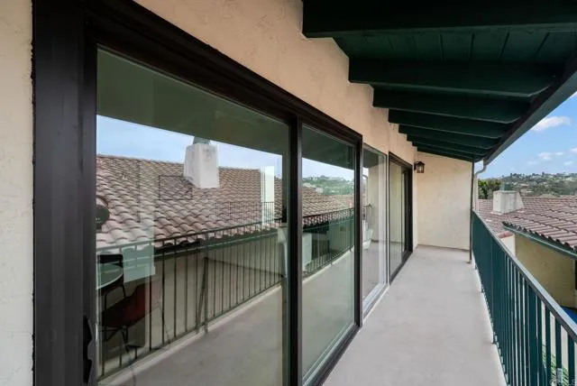 2347 Caringa Way Unit 4