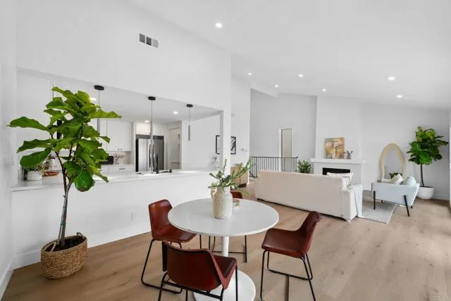 2347 Caringa Way Unit 4