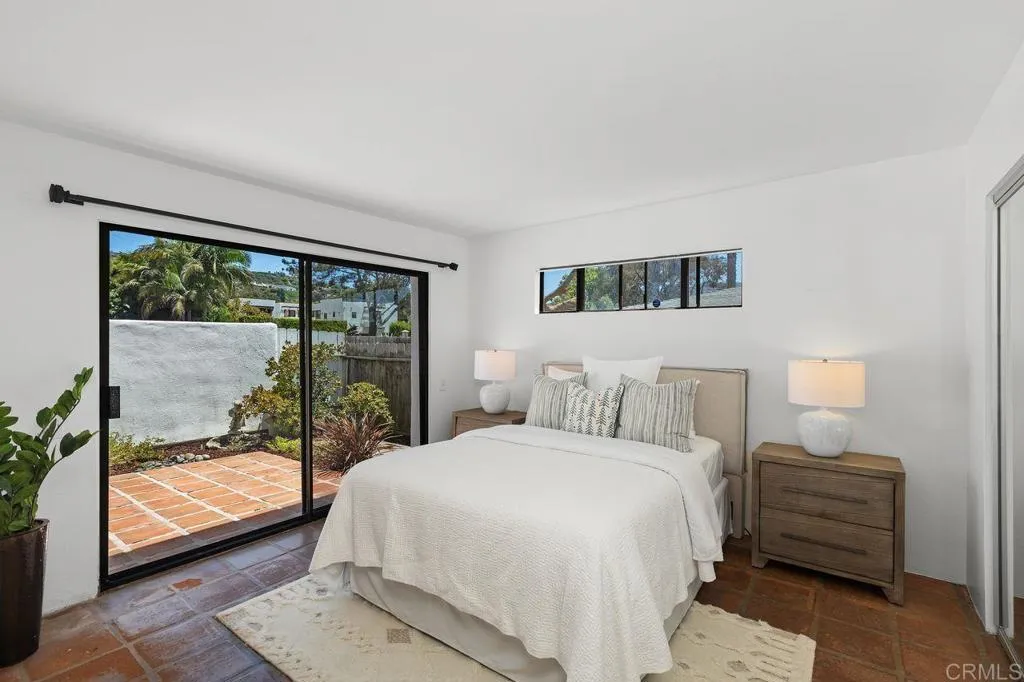 8310 La Jolla Shores Drive