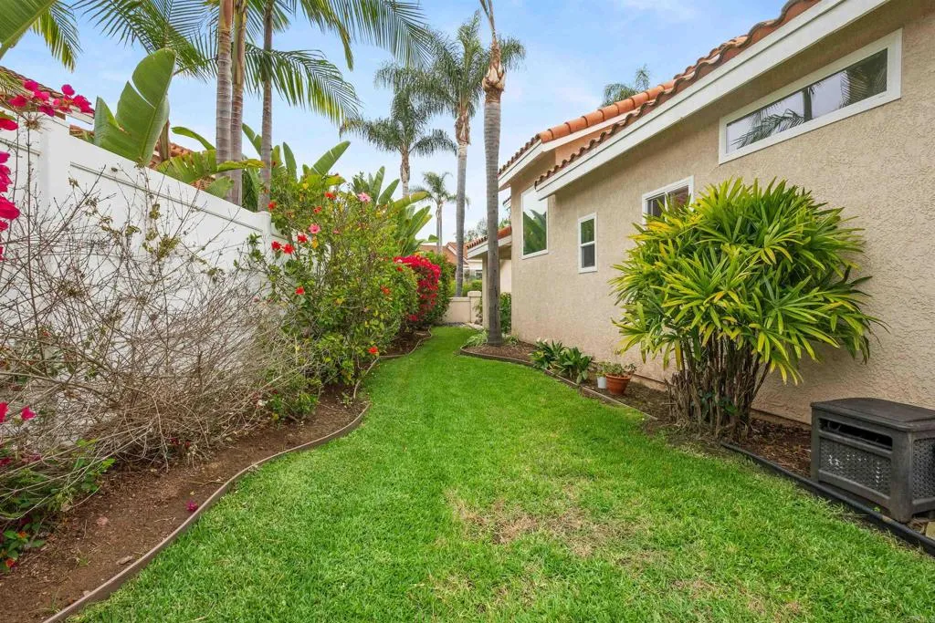 1155 Cordoba Way