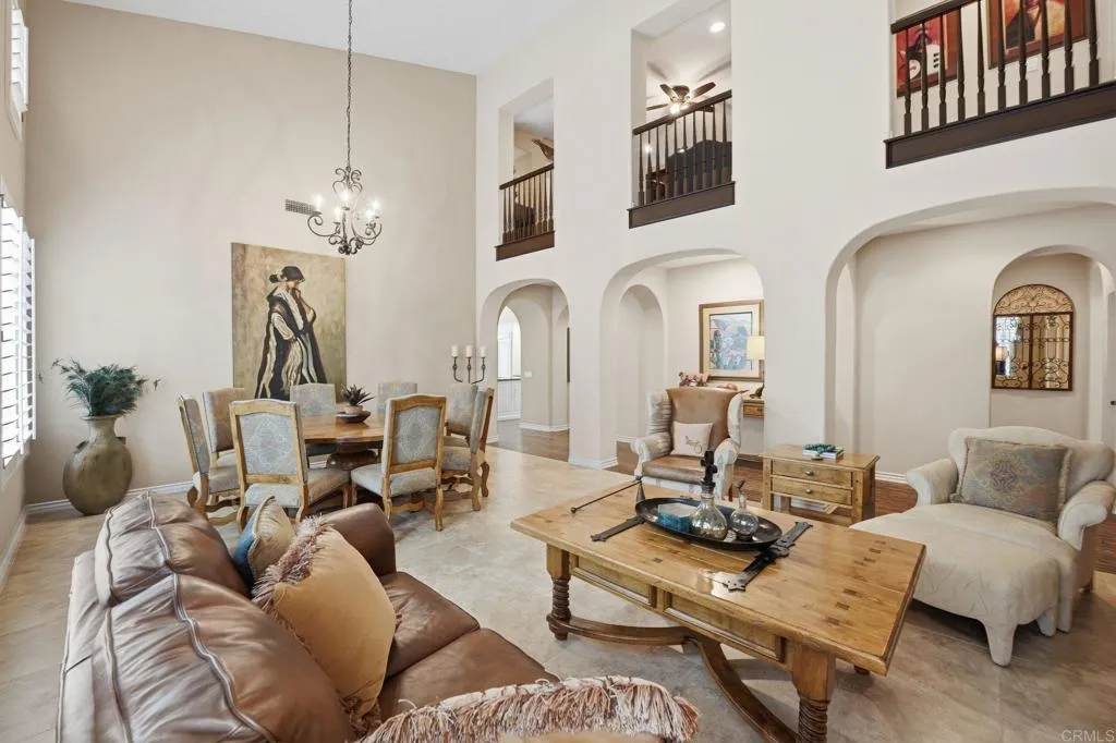 6375 Paseo Potrero