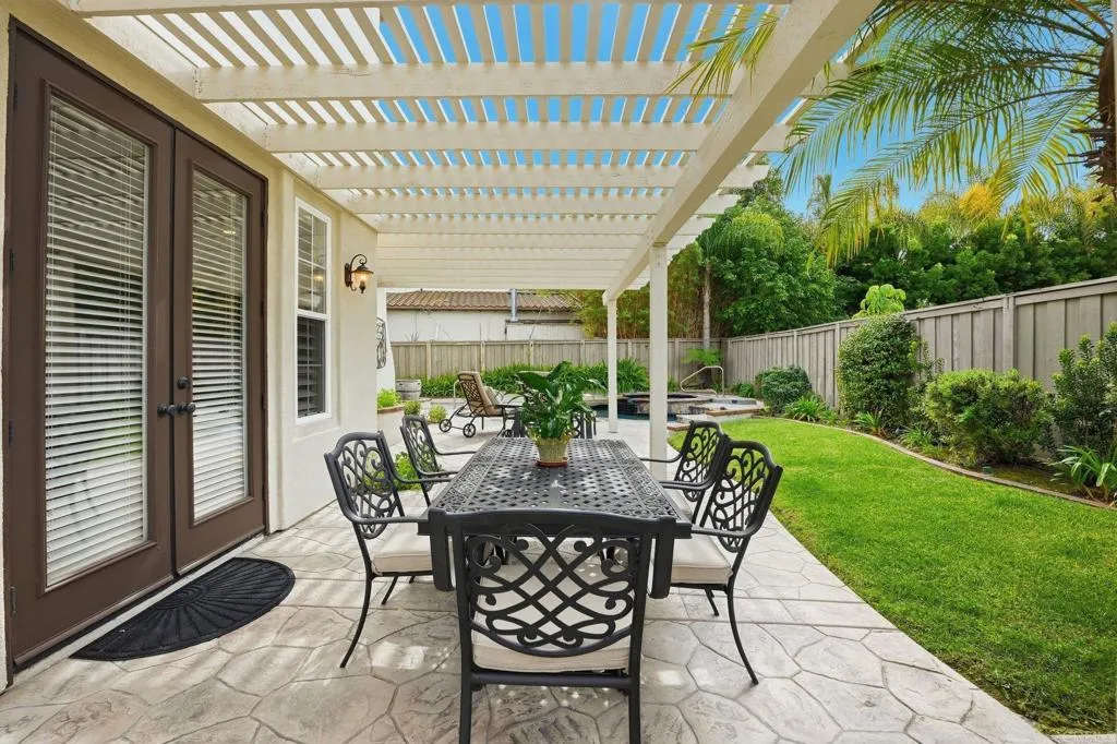 6375 Paseo Potrero