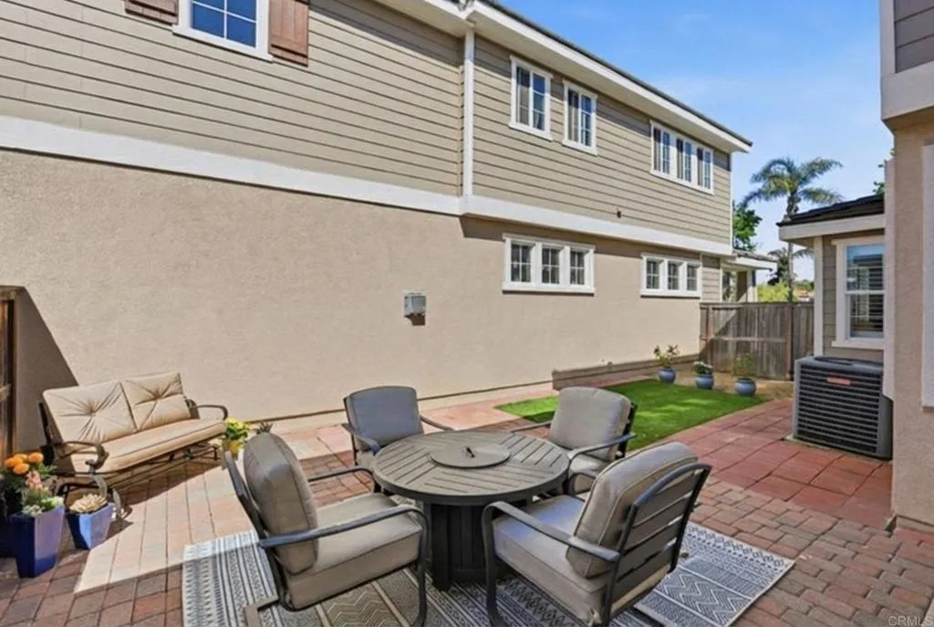 225 Vineyard Ct.