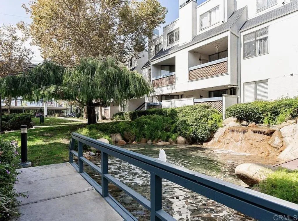 2022 River Run Drive Unit 14