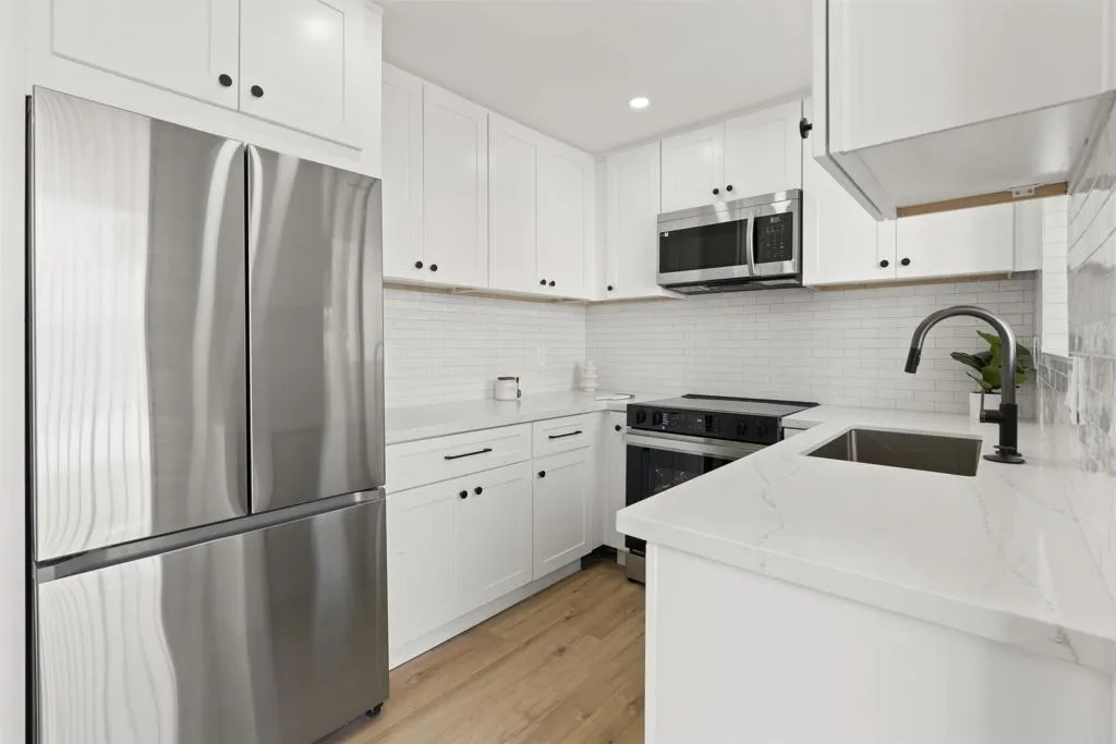 4406 Delta Street Unit 15