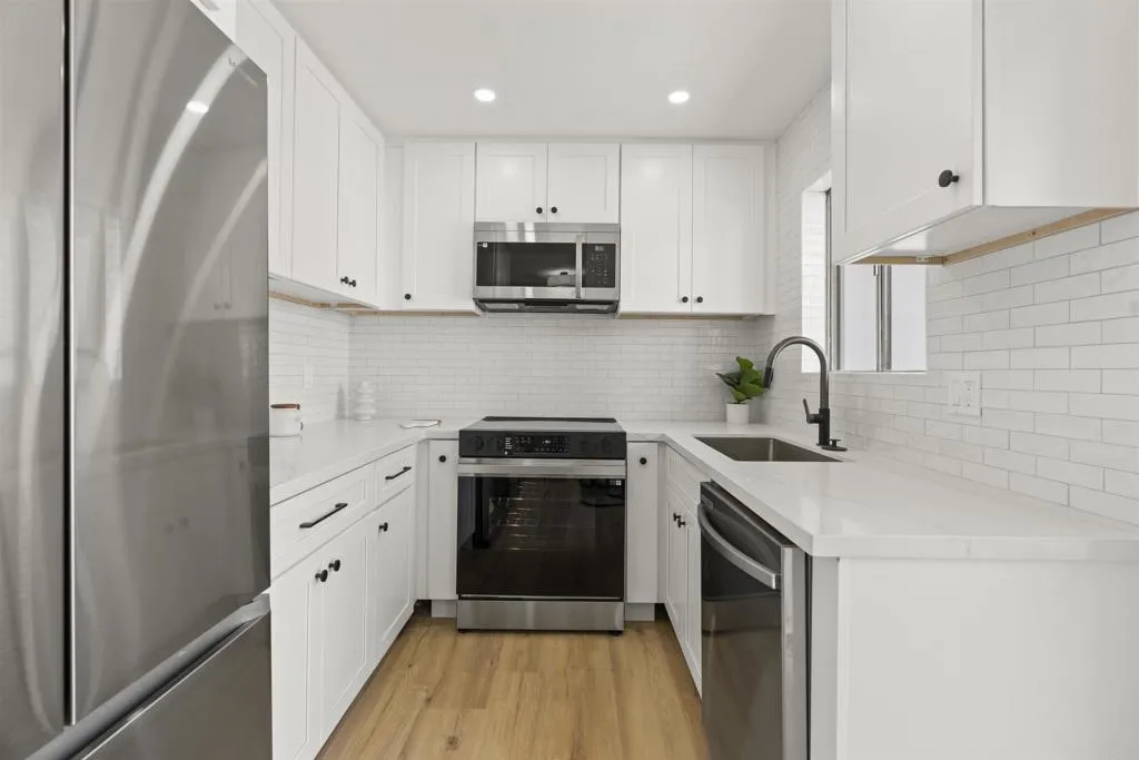 4406 Delta Street Unit 15