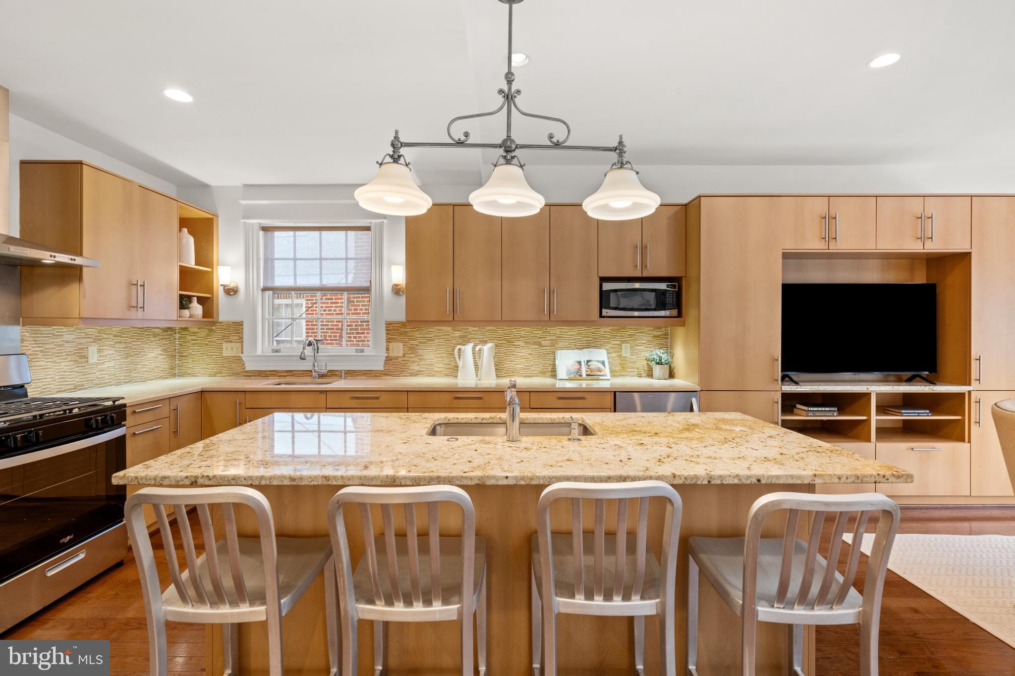 5826 NW NEVADA AVENUE NW