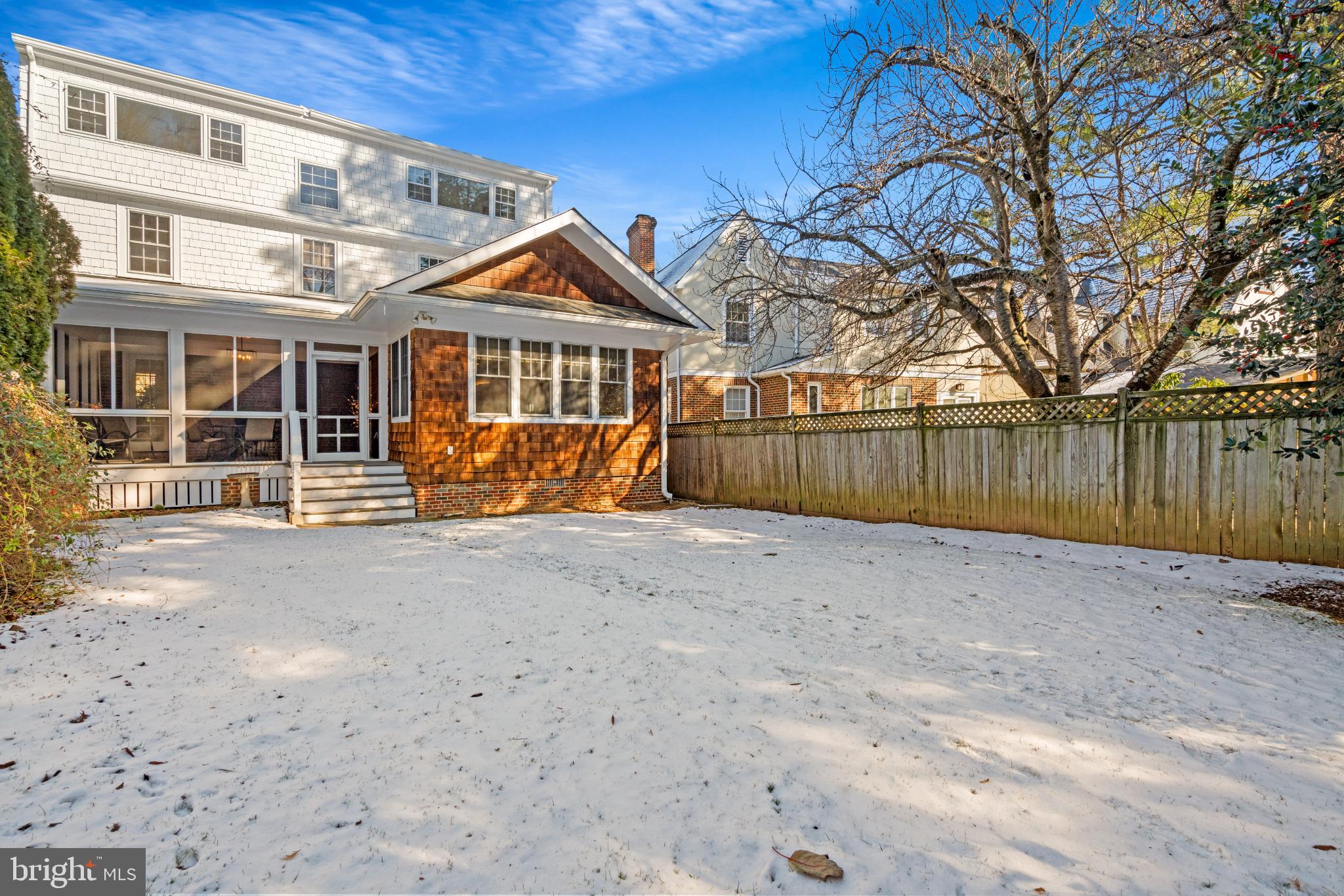 5826 NW NEVADA AVENUE NW