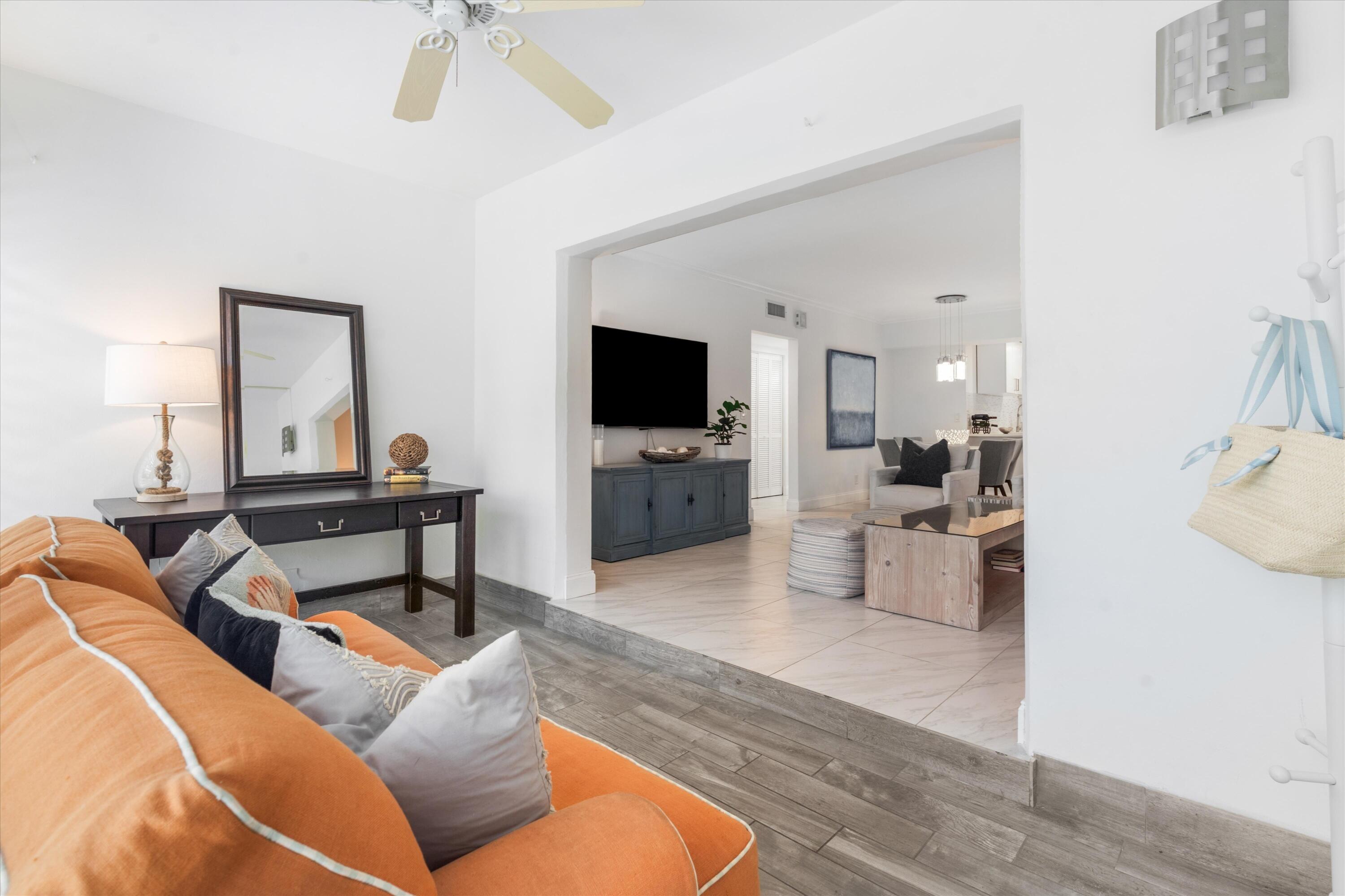 1015 Ingraham Avenue 9