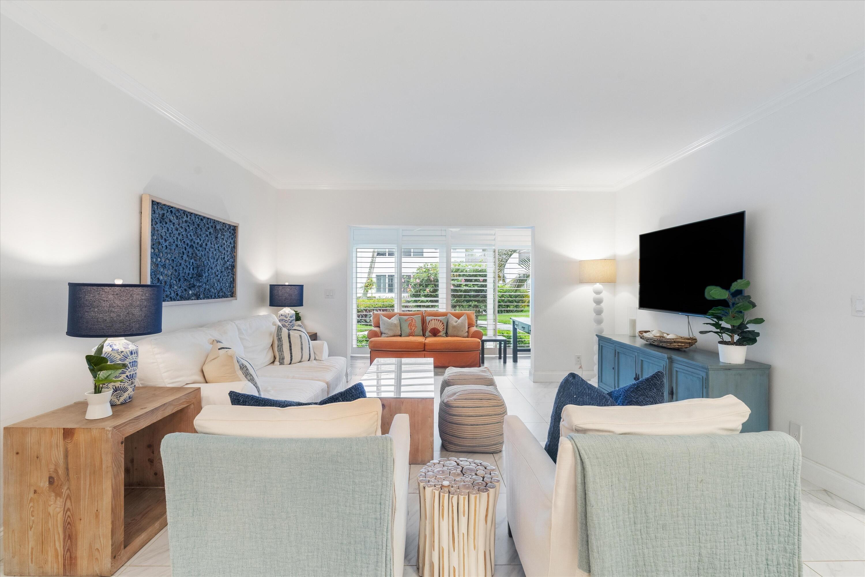 1015 Ingraham Avenue 9