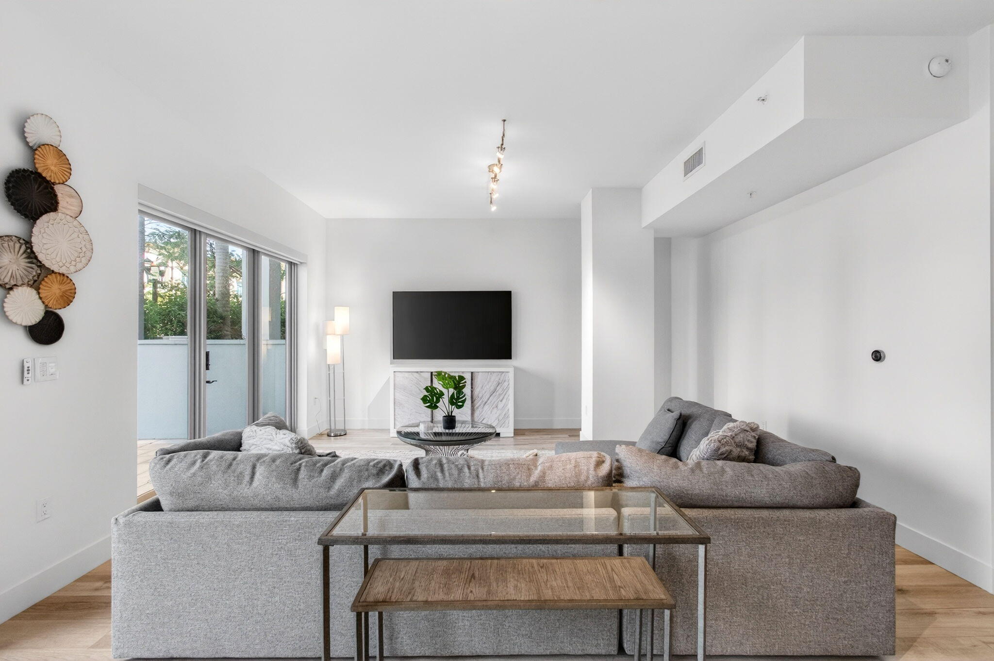 155 E Boca Raton Road Unit: Th3