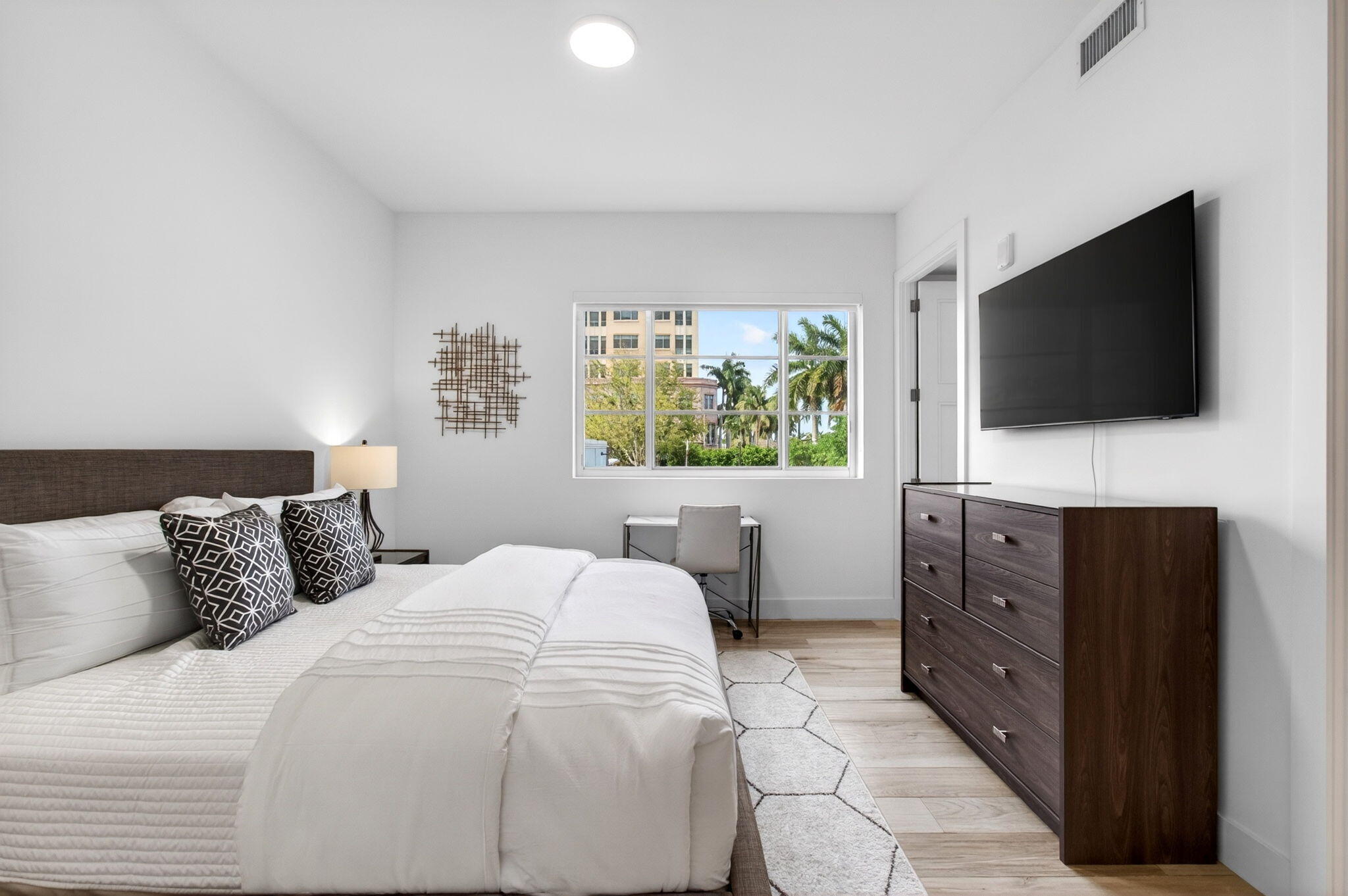 155 E Boca Raton Road Unit: Th3