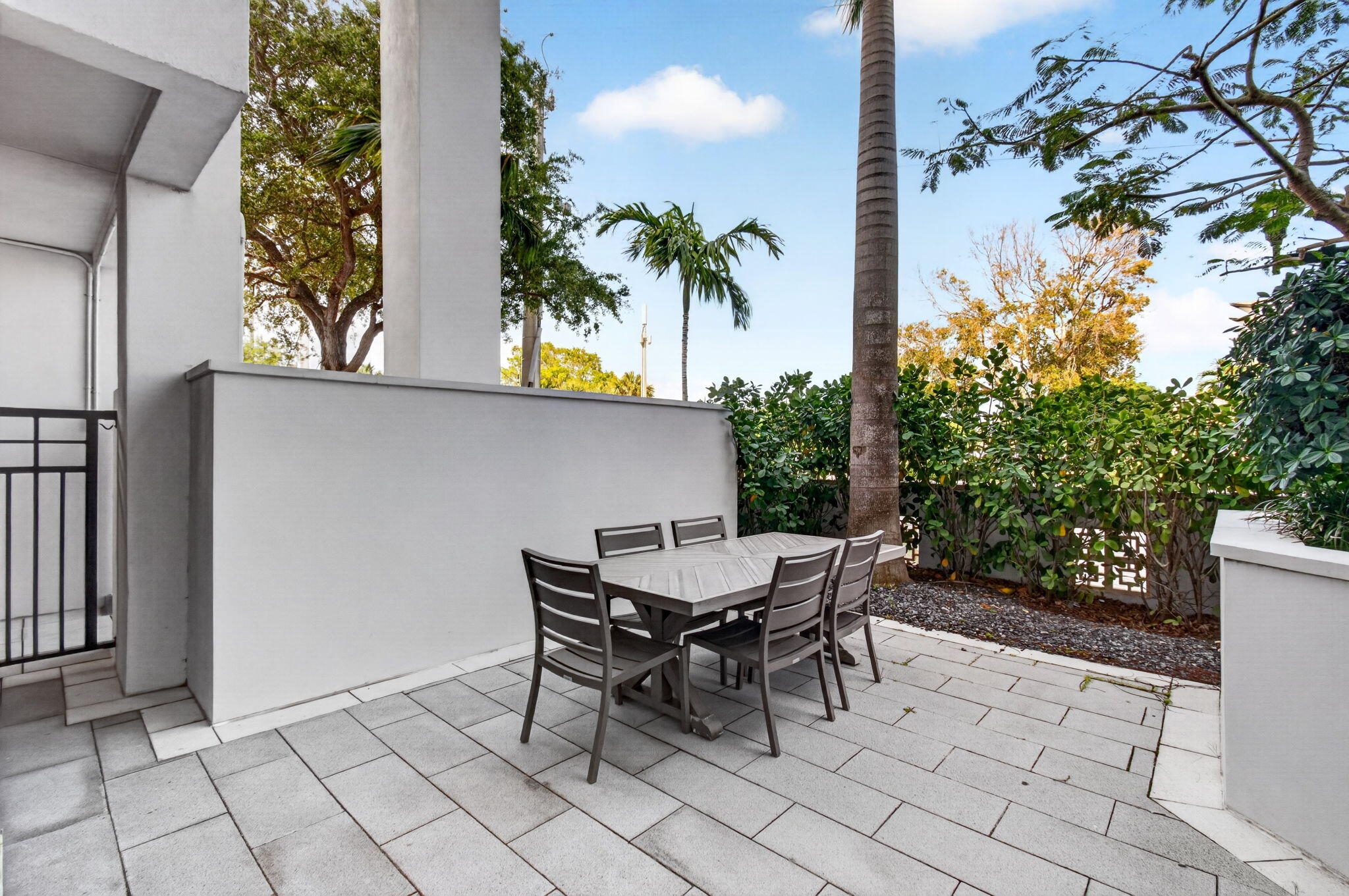 155 E Boca Raton Road Unit: Th3