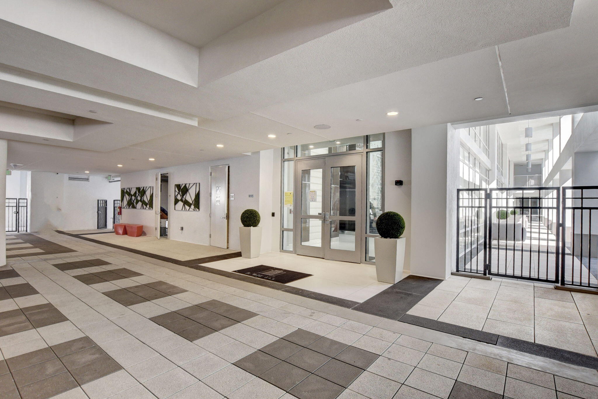 155 E Boca Raton Road Unit: Th3