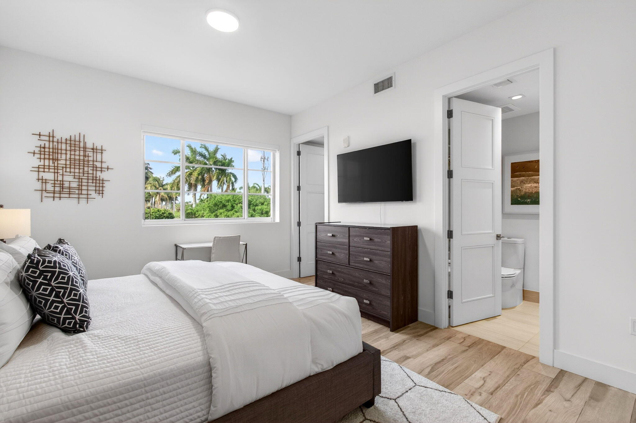 155 E Boca Raton Road Unit: Th3