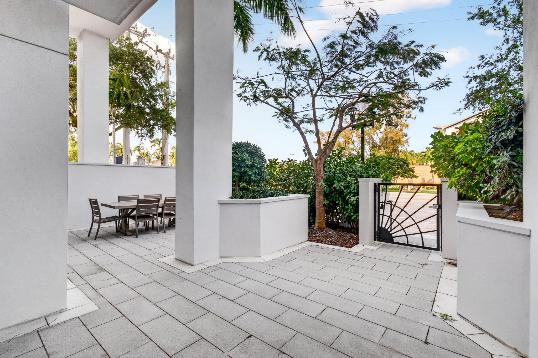 155 E Boca Raton Road Unit: Th3