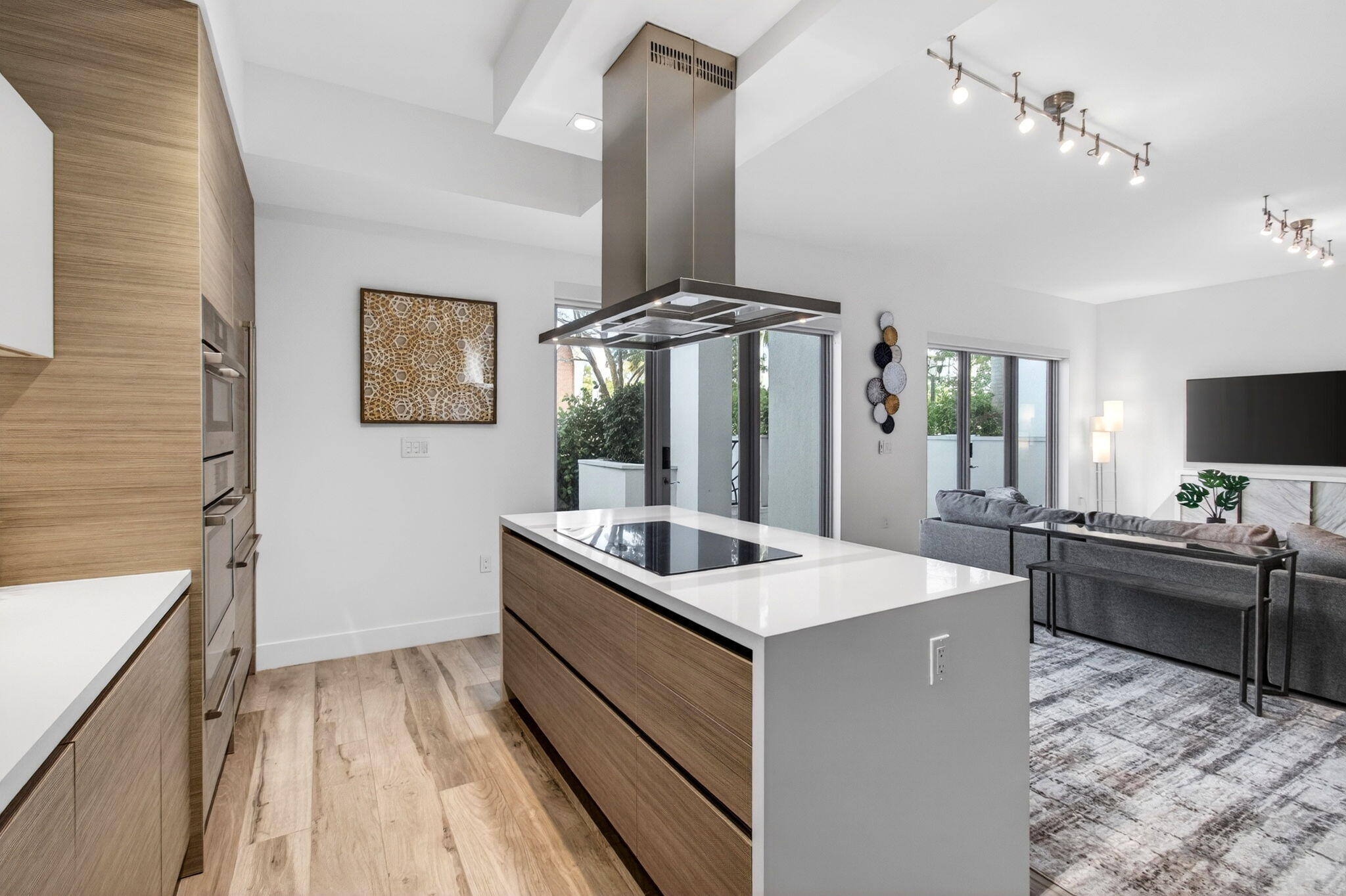 155 E Boca Raton Road Unit: Th3