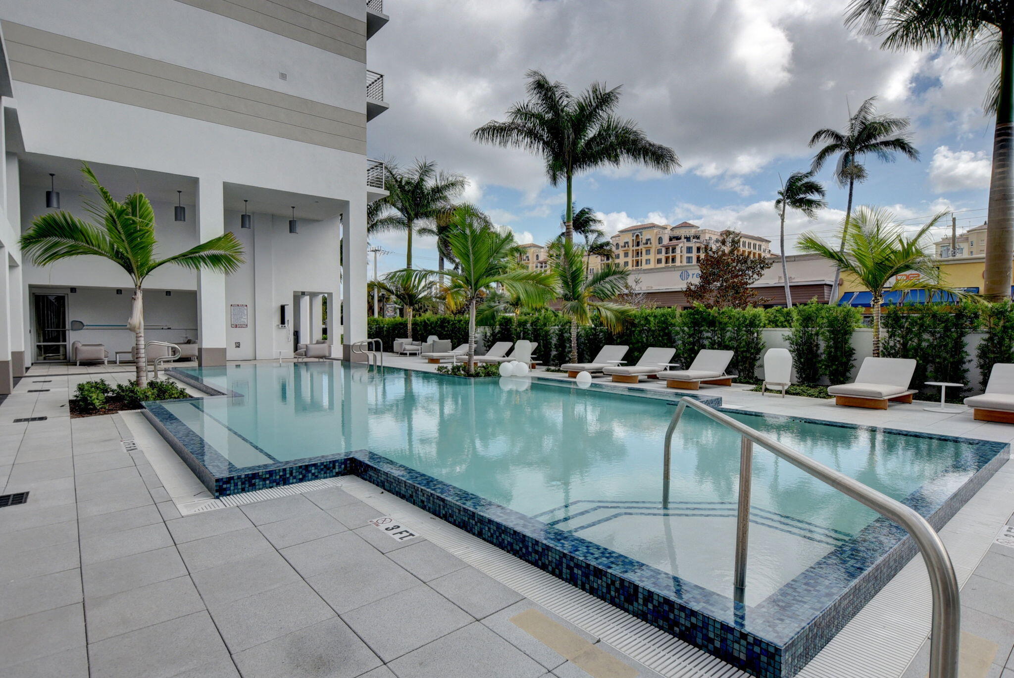 155 E Boca Raton Road Unit: Th3