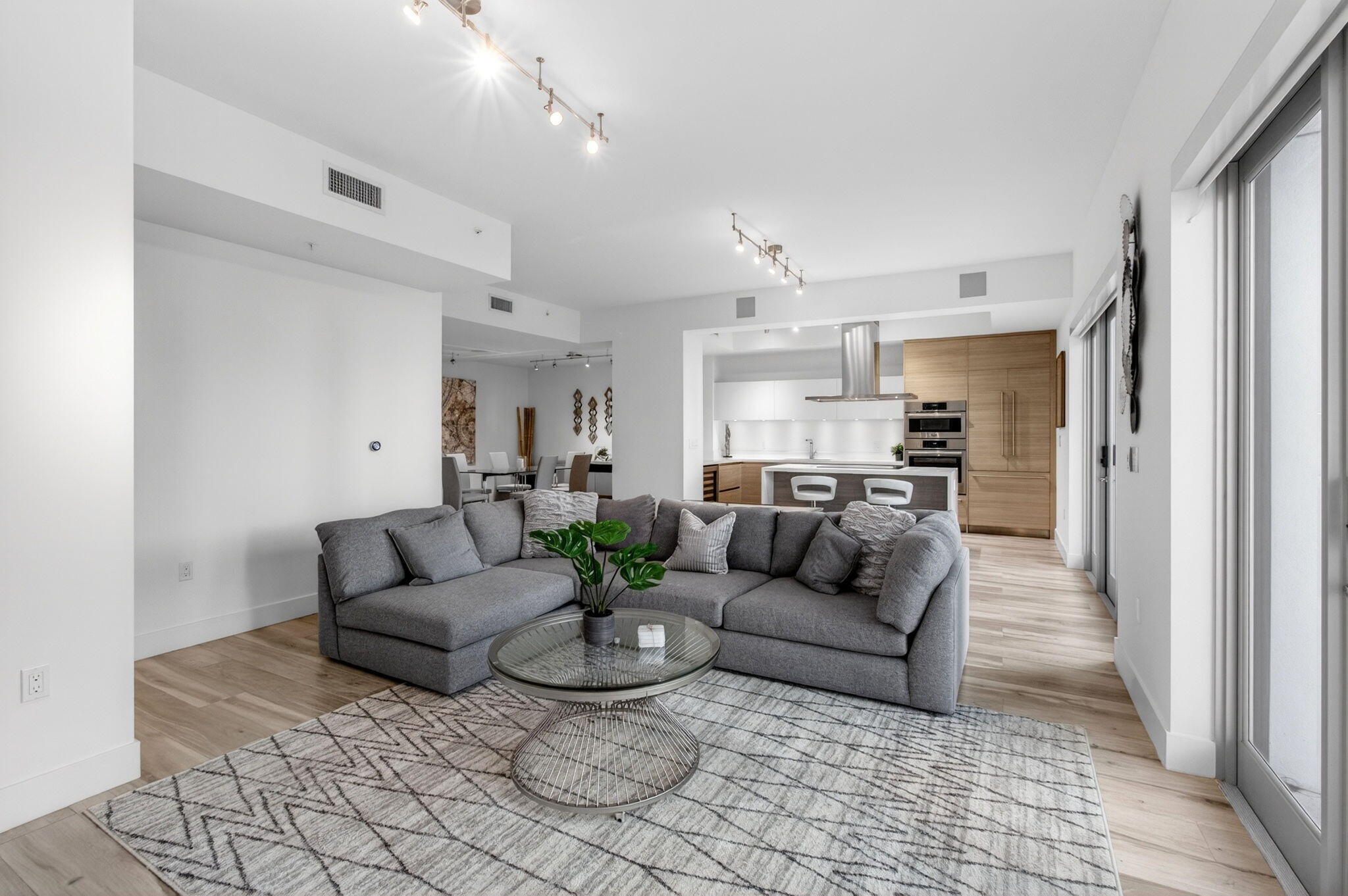 155 E Boca Raton Road Unit: Th3