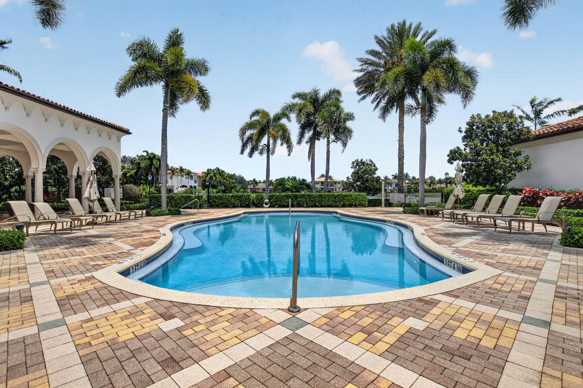 17350 Pavaroso Street