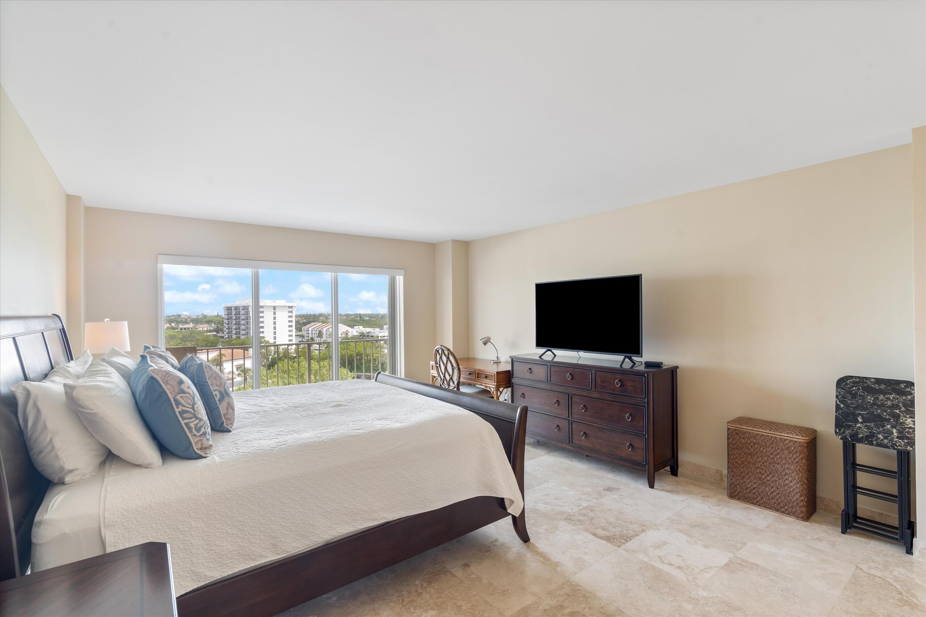 4301 N Ocean Boulevard 802