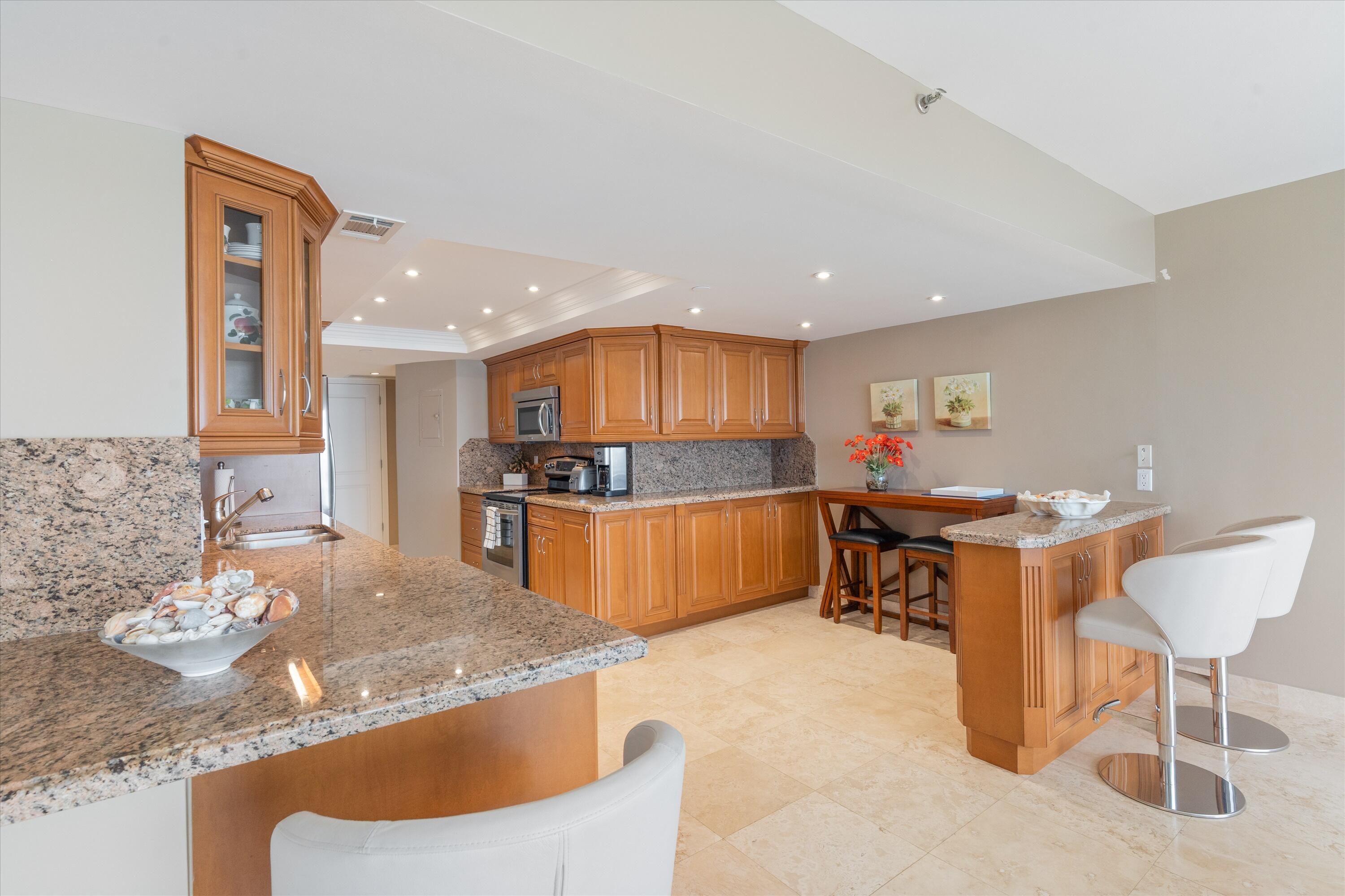 4301 N Ocean Boulevard 802