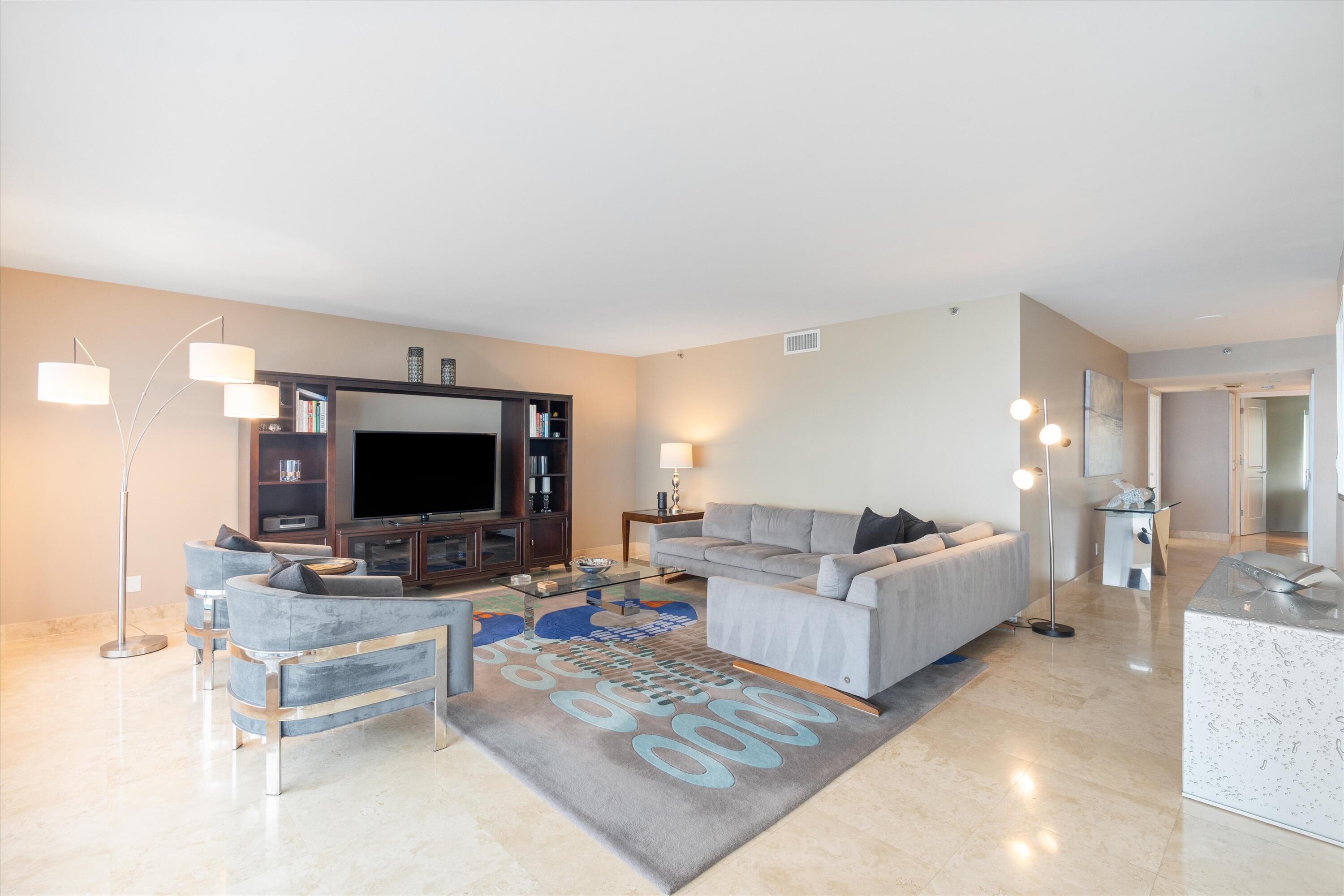 4301 N Ocean Boulevard 802