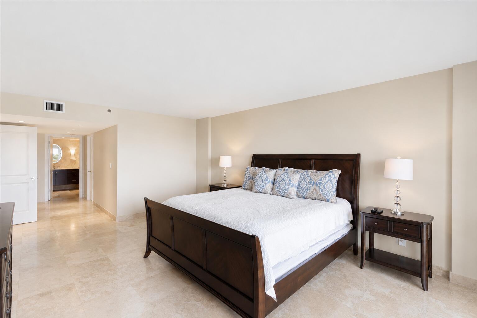 4301 N Ocean Boulevard 802
