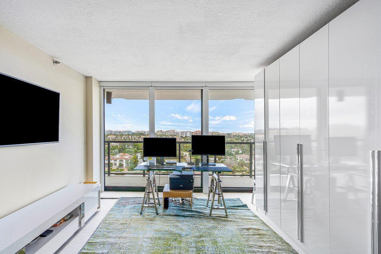 250 S Ocean Boulevard 10c