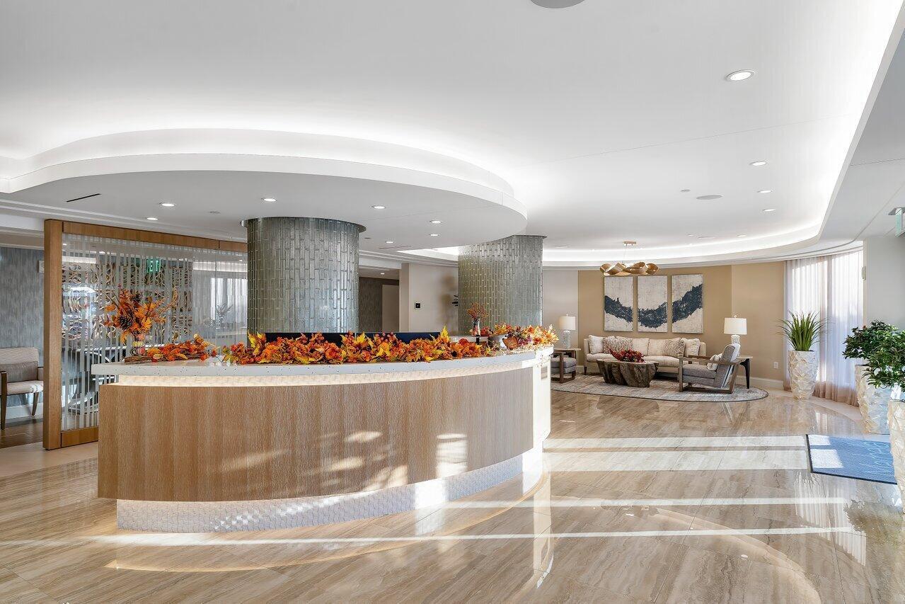 250 S Ocean Boulevard 10c