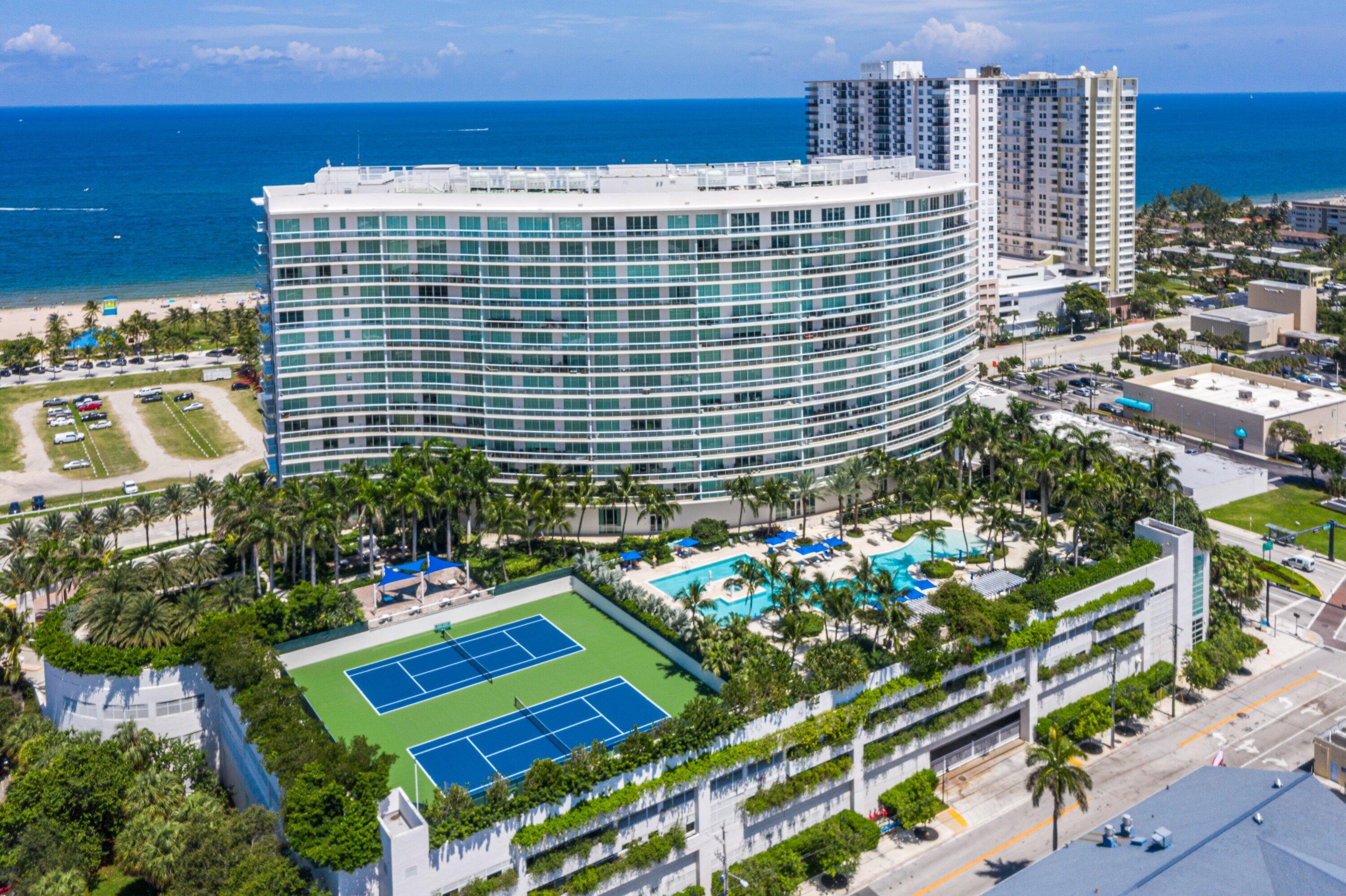 1 N Ocean Boulevard 806