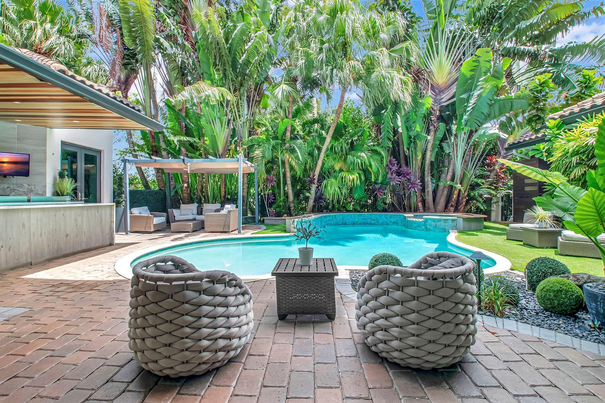 6415 NW 30th Avenue