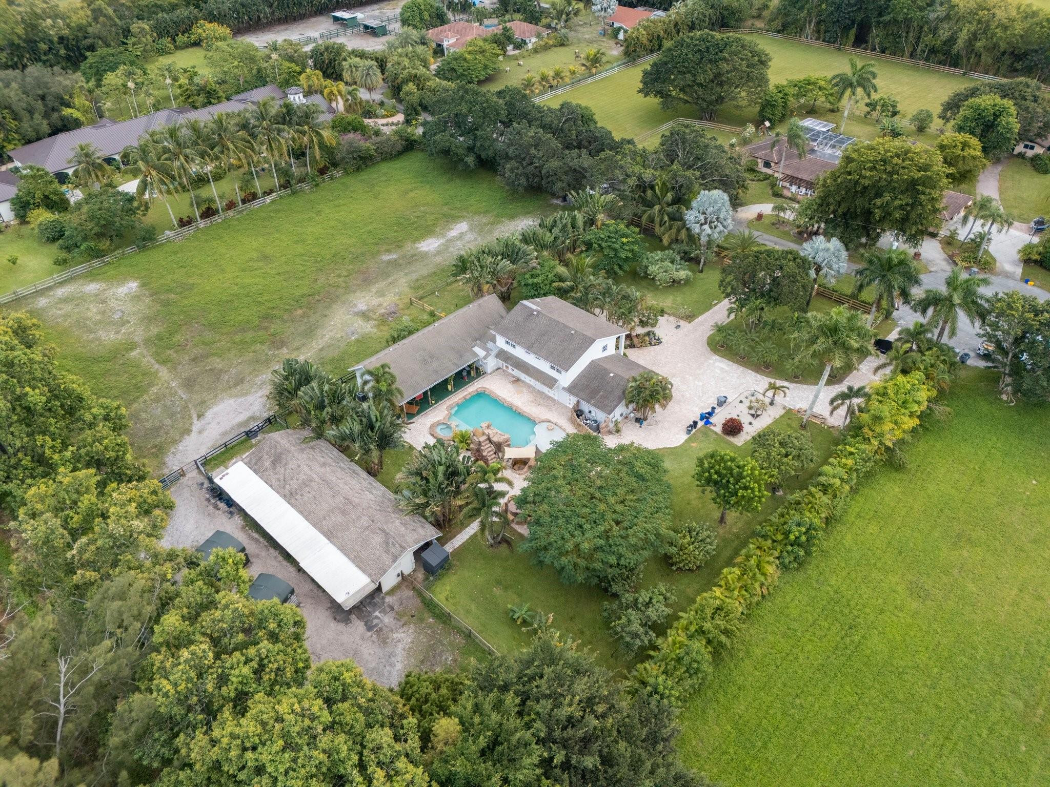 8233 Stagecoach Lane