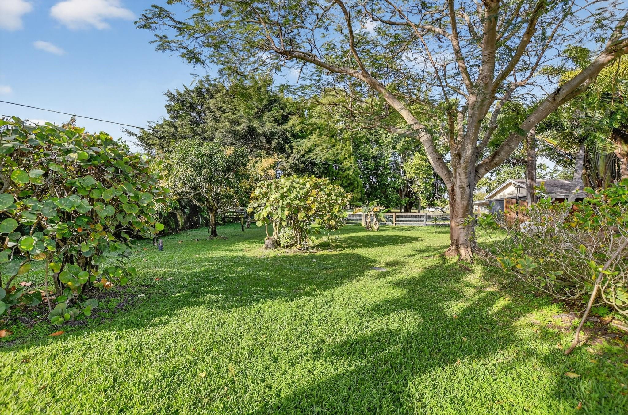 8233 Stagecoach Lane