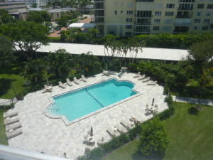 1000 Lowry Street 7g