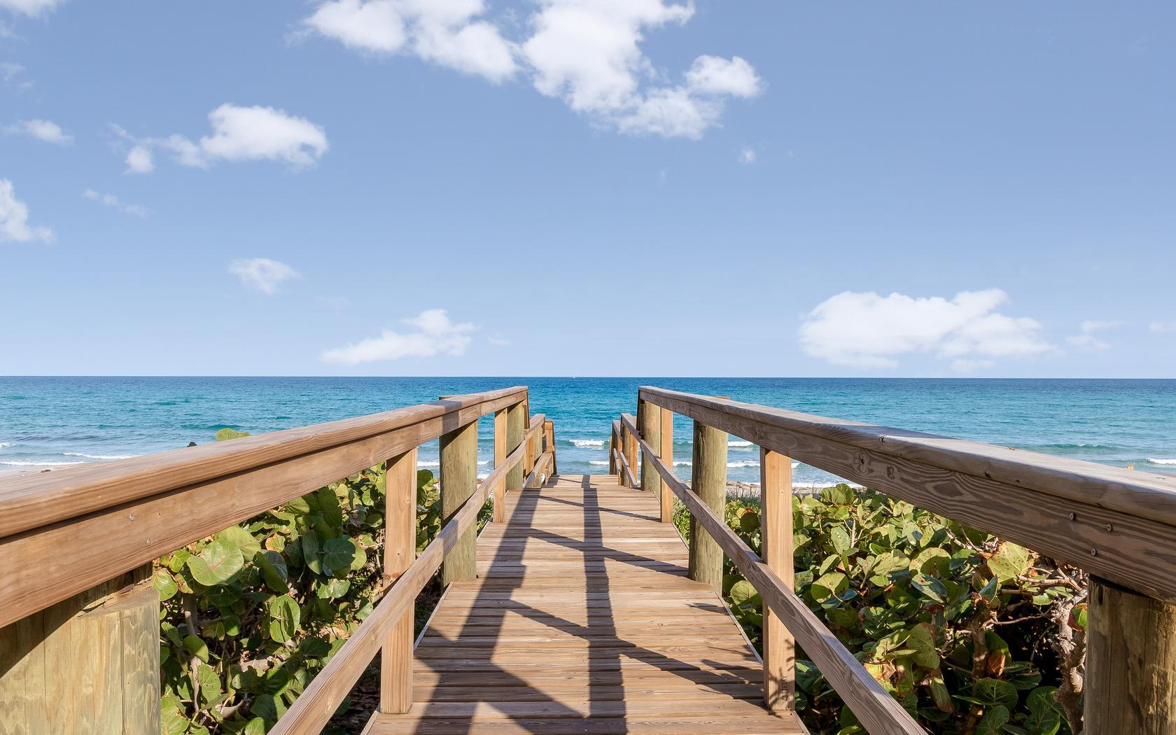 3221 S Ocean Boulevard 601