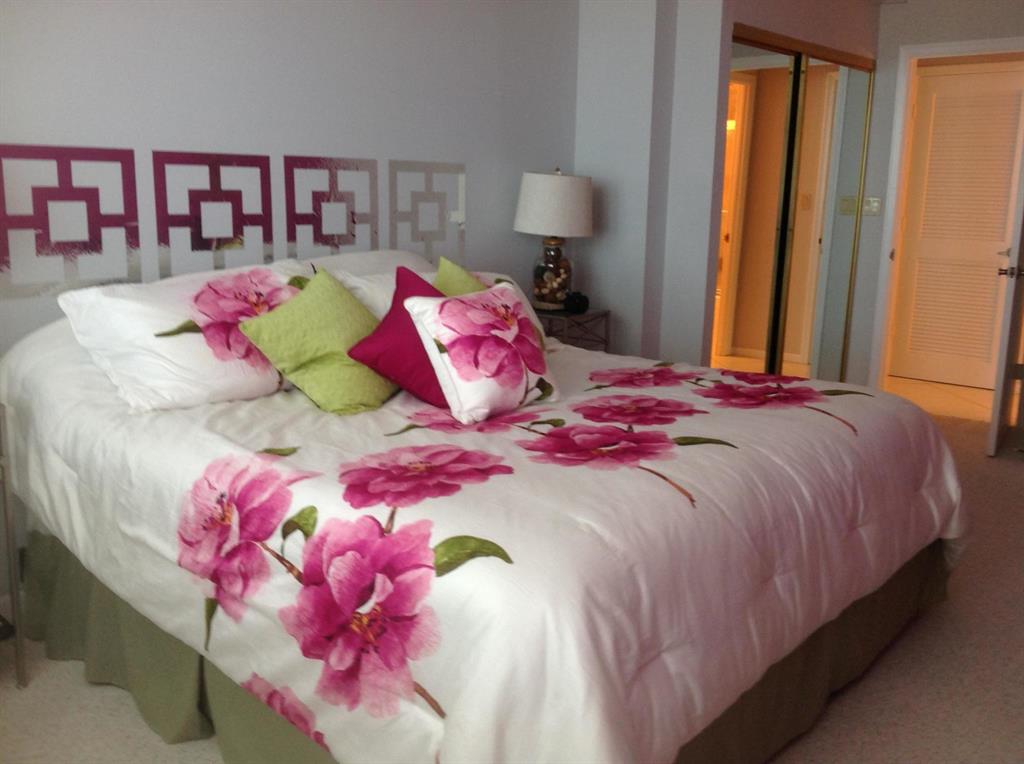 3221 S Ocean Boulevard 707