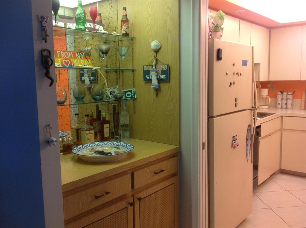 3221 S Ocean Boulevard 707