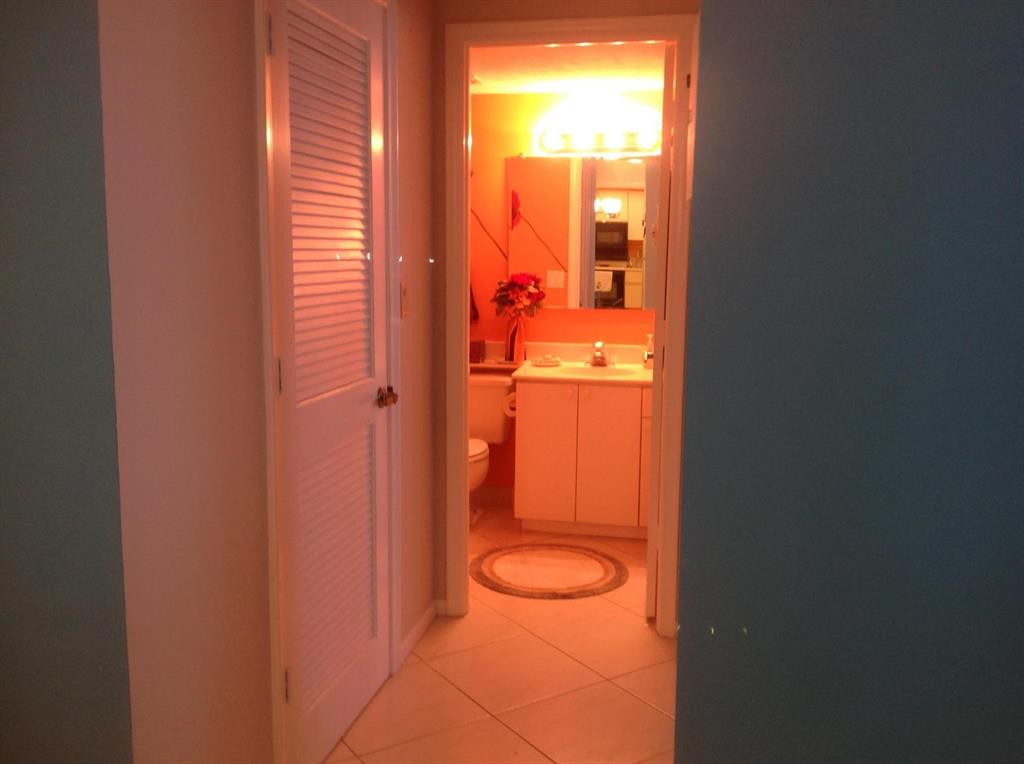 3221 S Ocean Boulevard 707