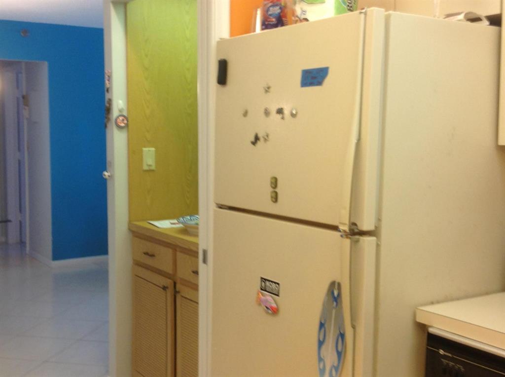 3221 S Ocean Boulevard 707