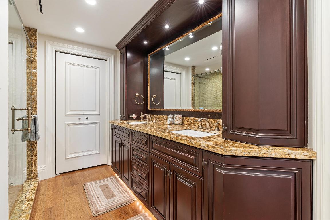 3201 S Ocean Boulevard 702