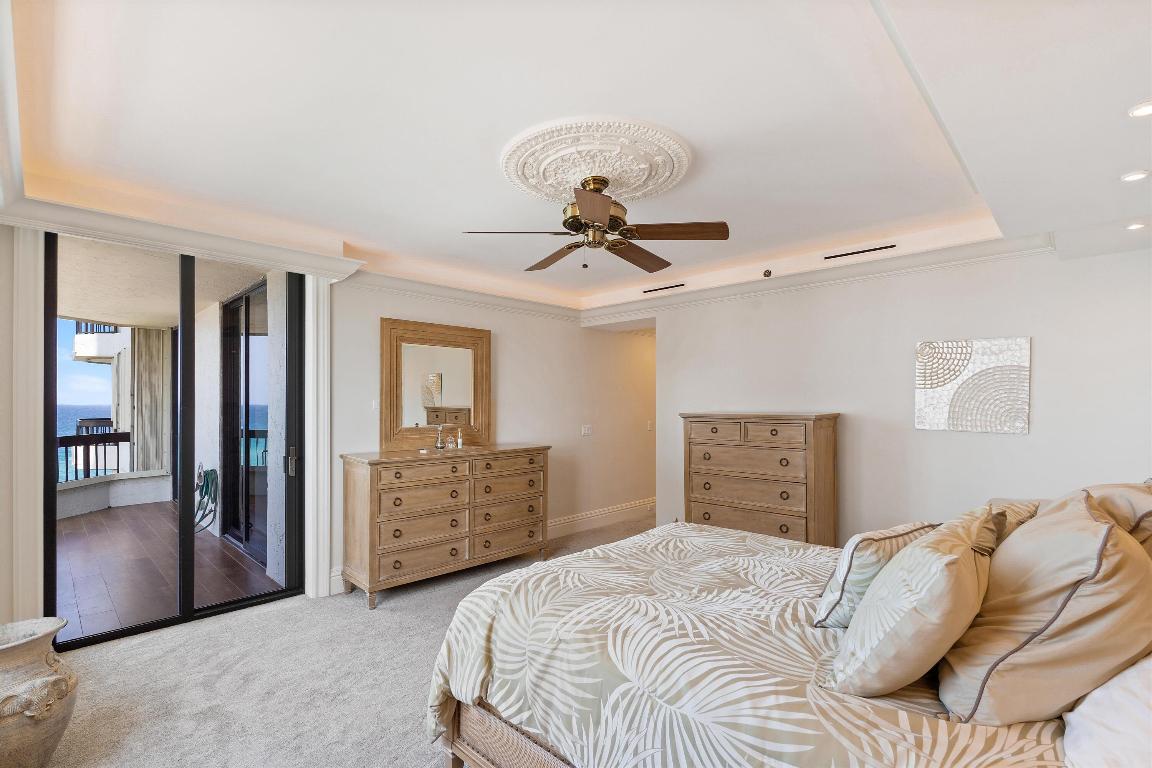 3201 S Ocean Boulevard 702