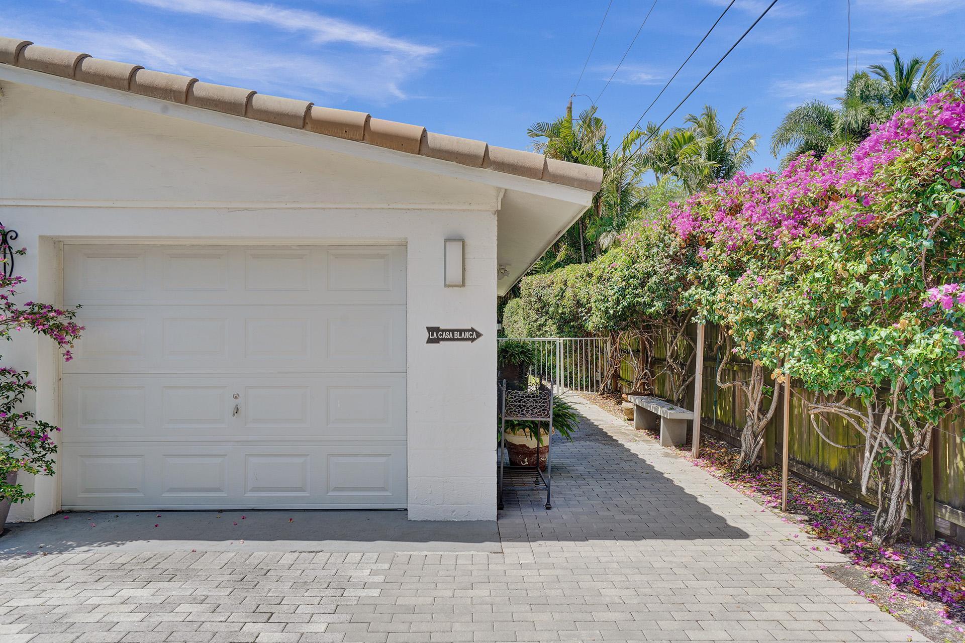 221 N Swinton Avenue