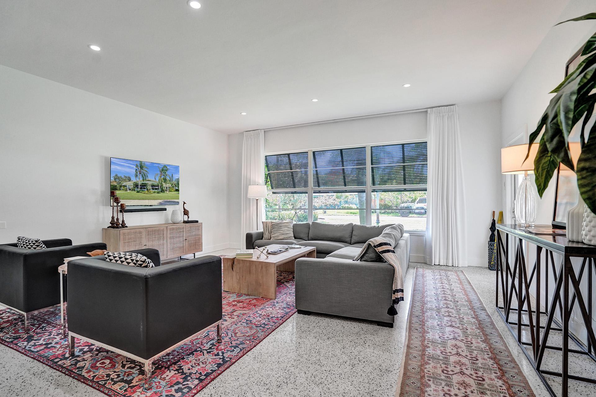 221 N Swinton Avenue