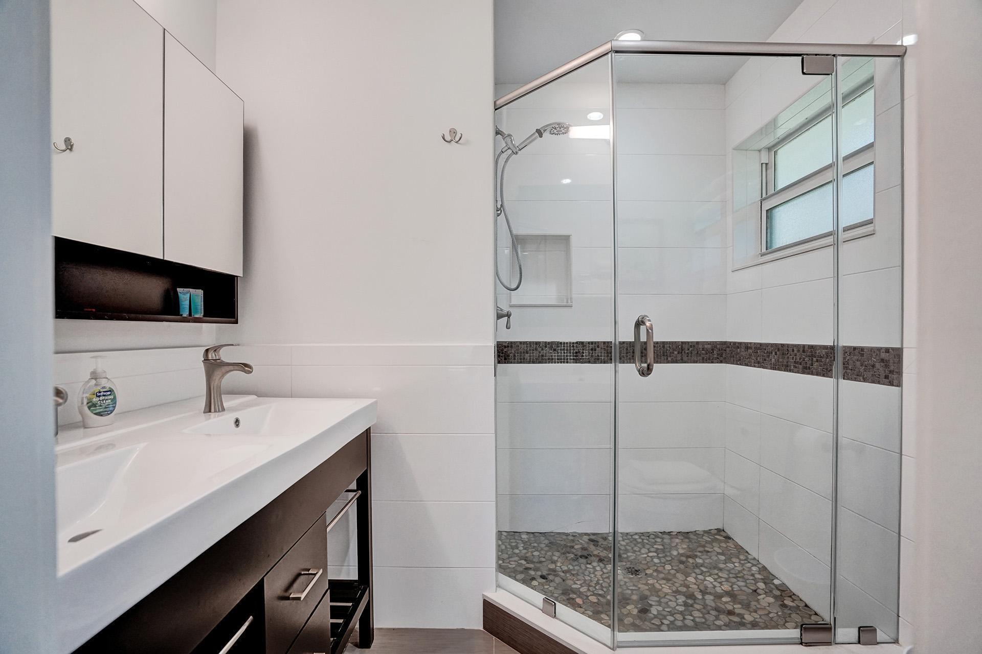 221 N Swinton Avenue