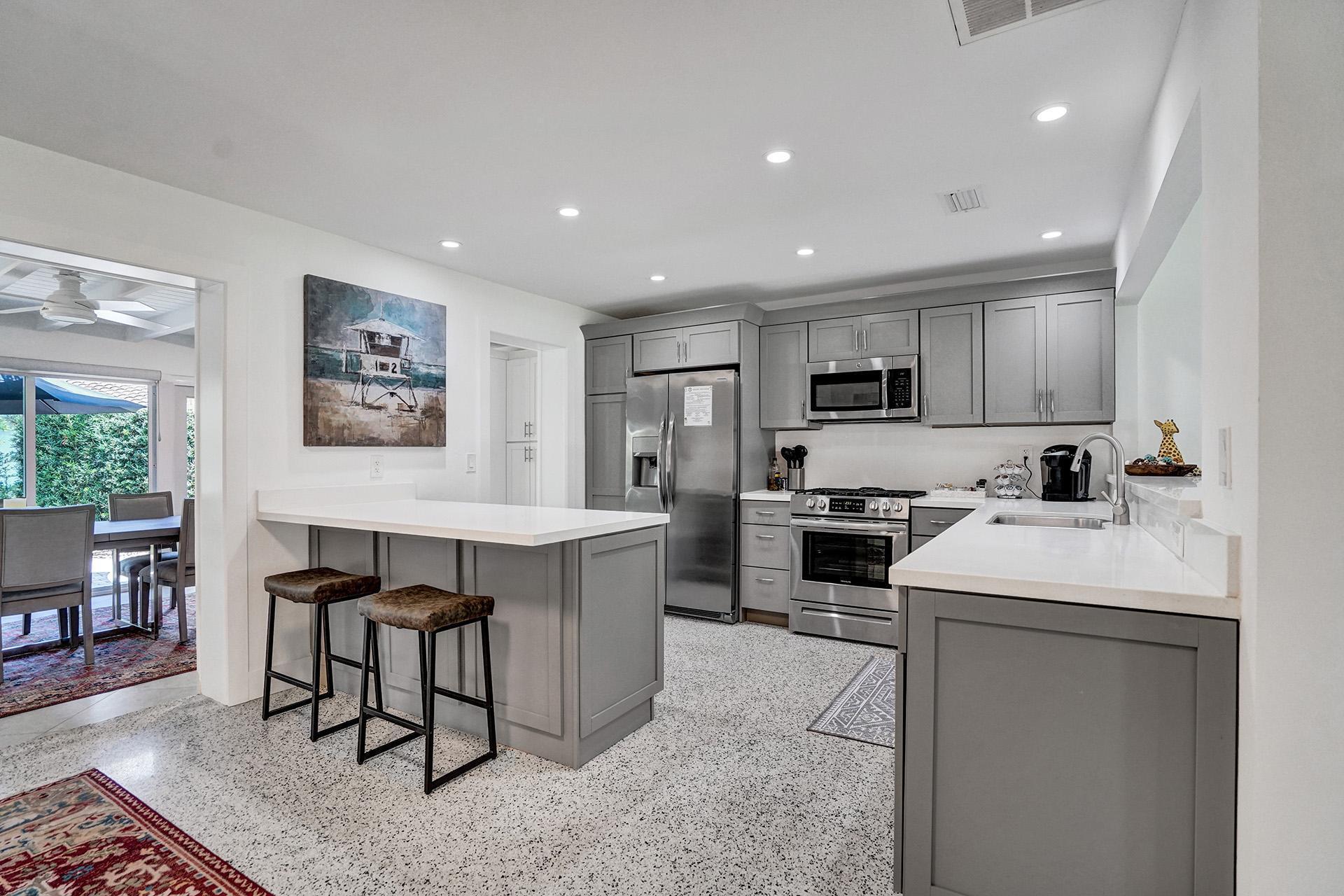 221 N Swinton Avenue