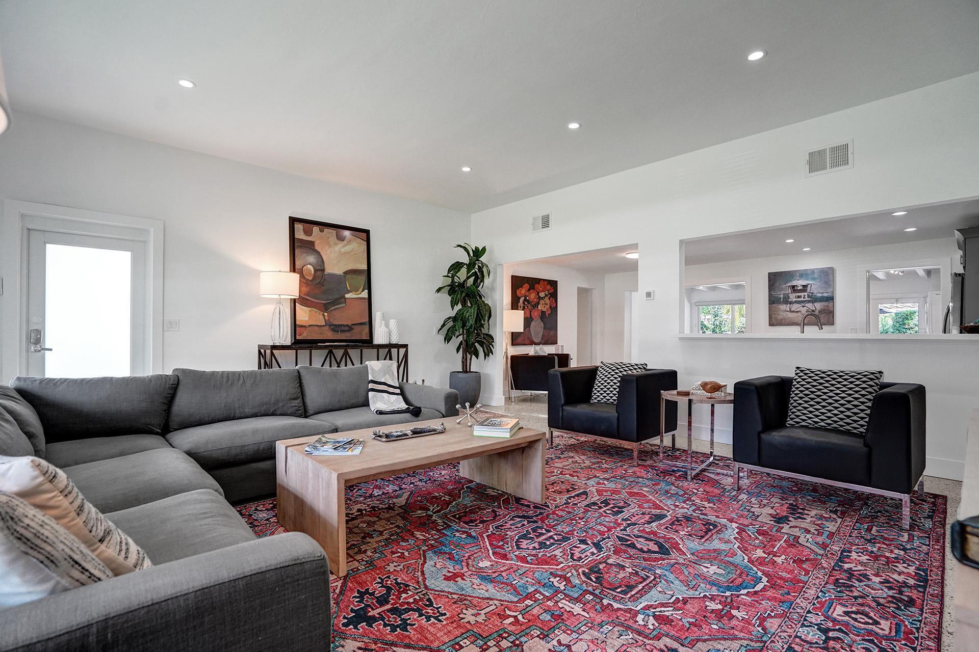 221 N Swinton Avenue