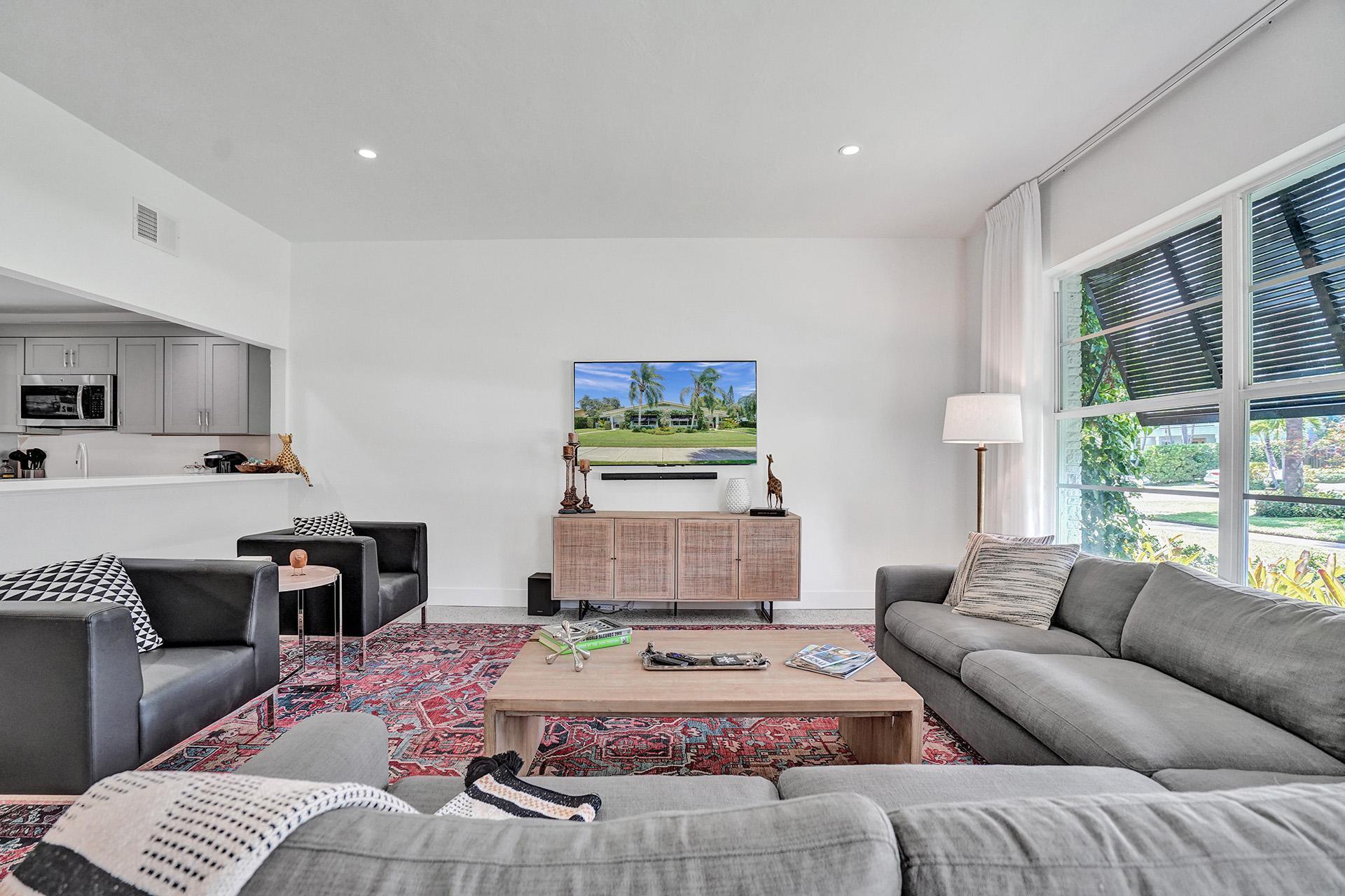 221 N Swinton Avenue