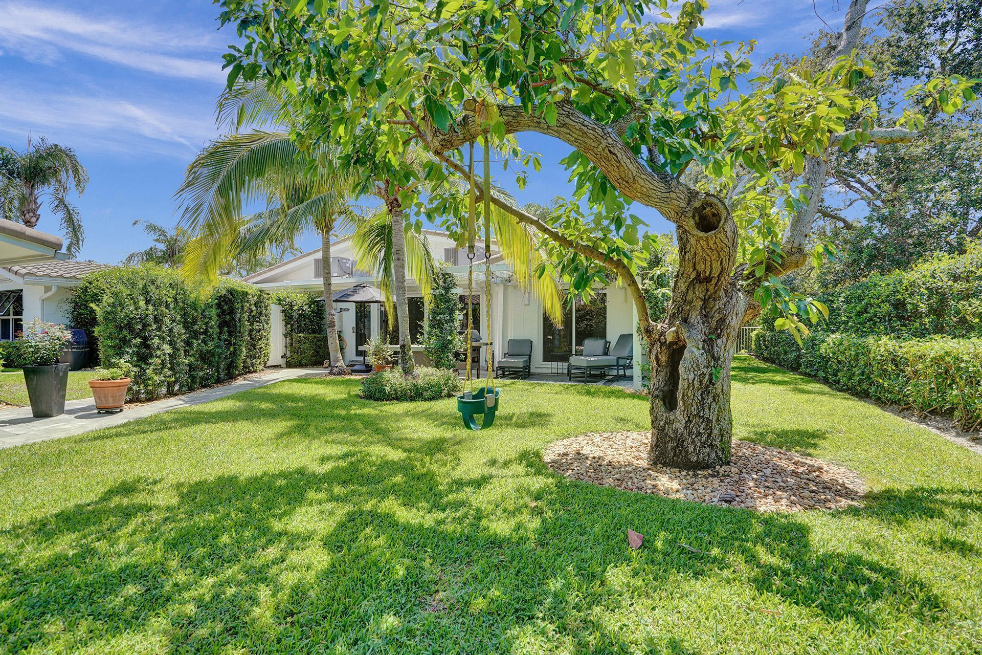 221 N Swinton Avenue