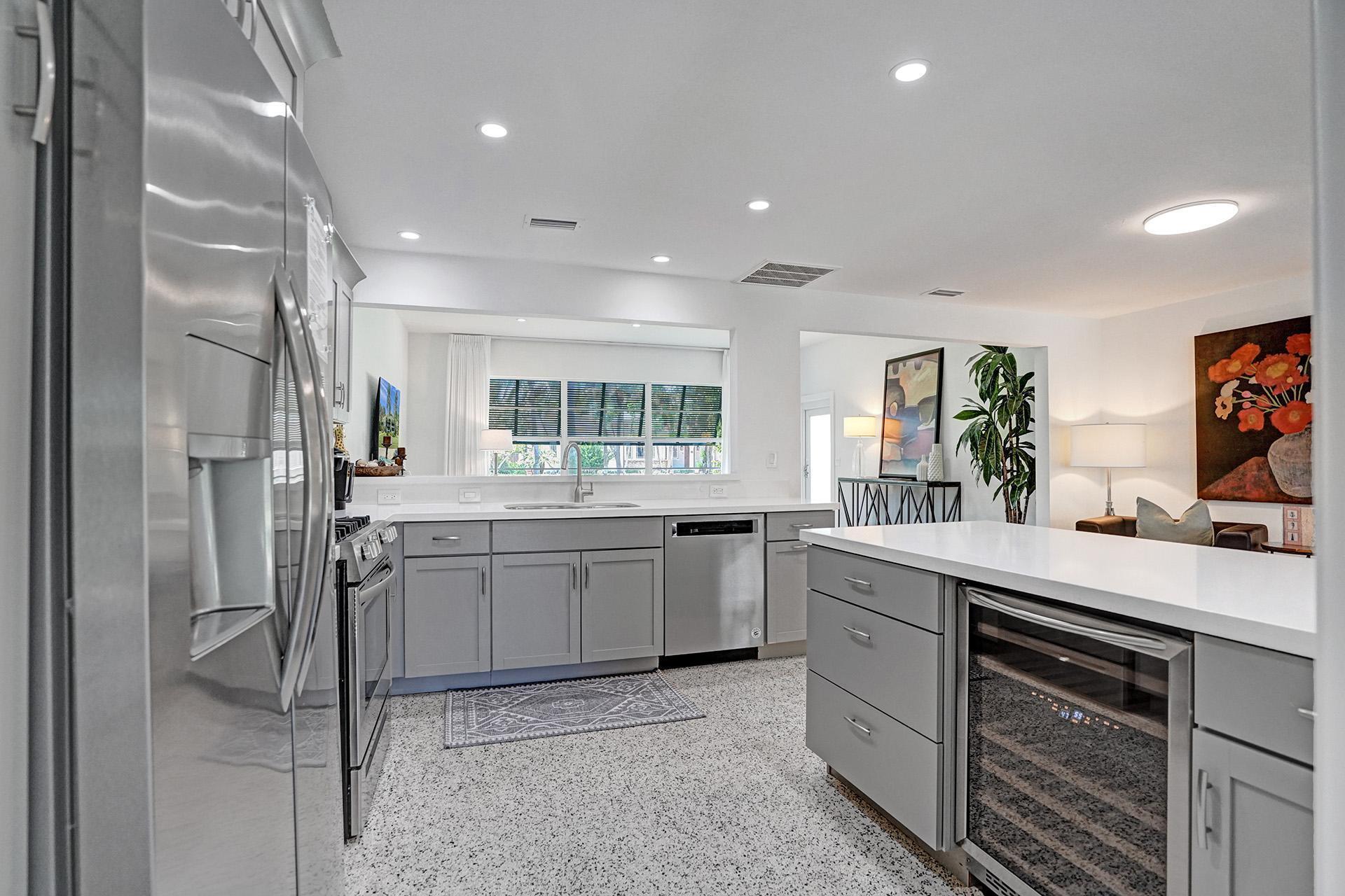 221 N Swinton Avenue